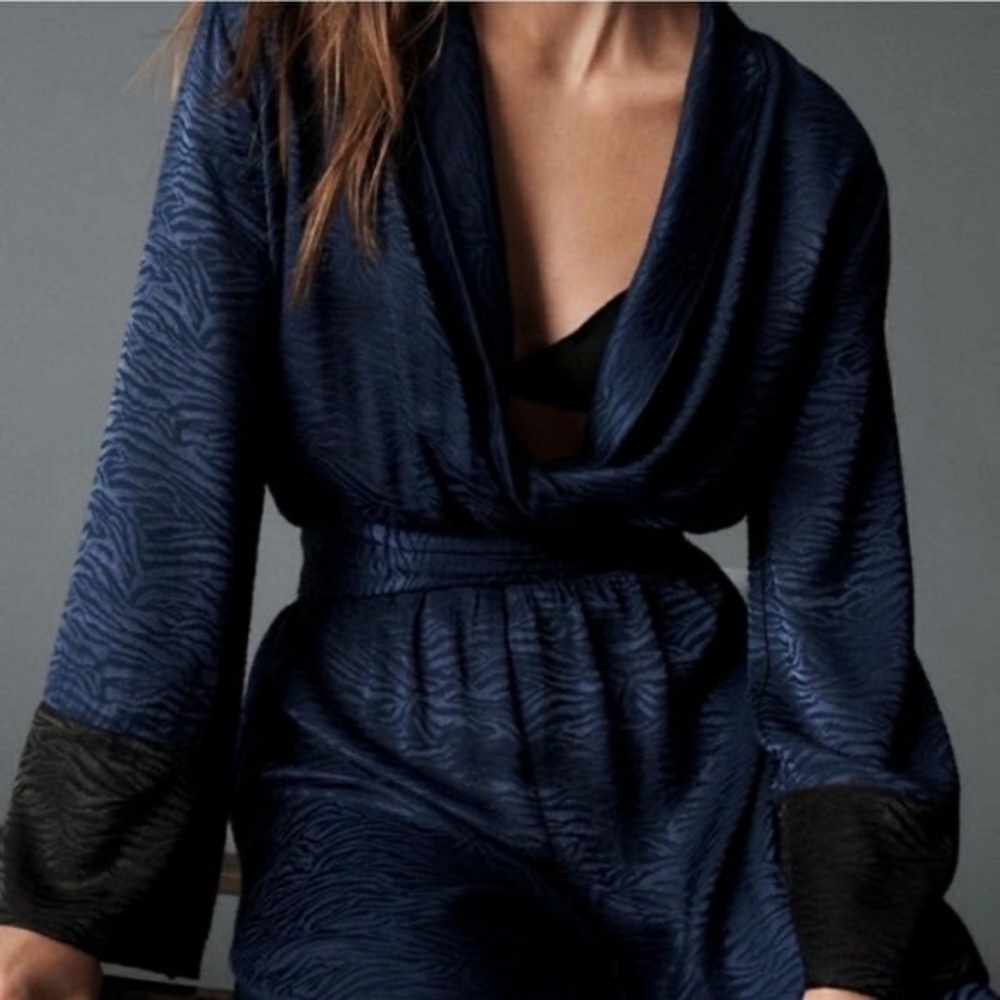 Victoria’s Secret Blue & Black Zebra Jumpsuit 🦓